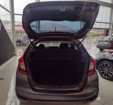 HONDA FIT 1.5 PERSONAL 16V FLEX 4P AUTOMÁTICO HONDA FIT 1.5 PERSONAL 16V FLEX 4P AUTOMÁTICO